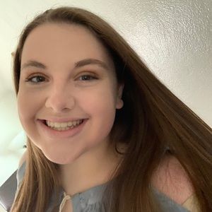 Meet your Posher, Chelsey